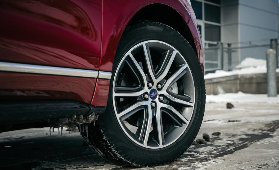 Колеса Ford Edge Titanium 2018 года  (NA) (фото 19 из 29)